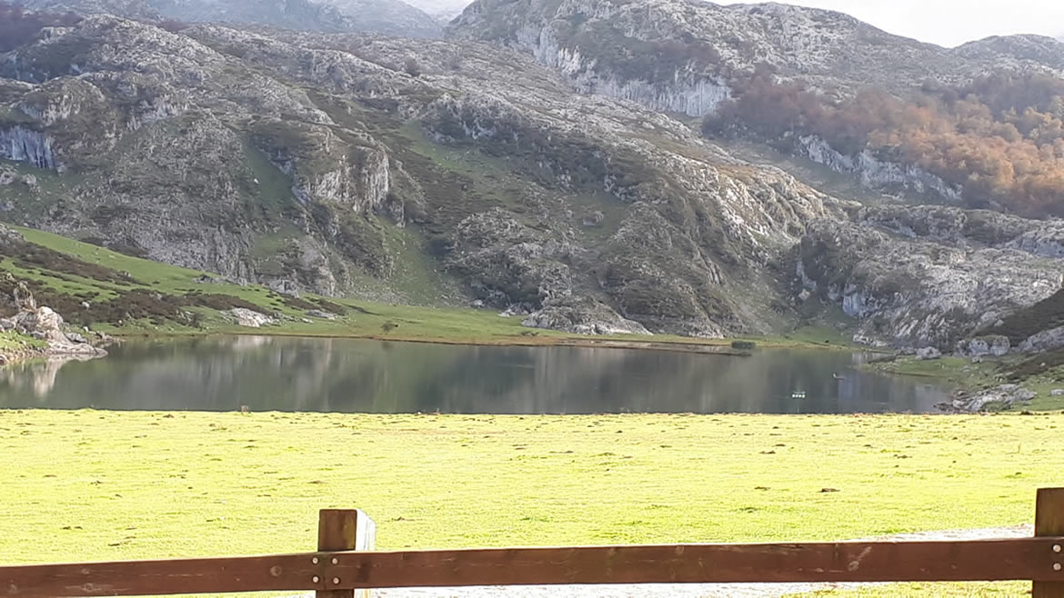el_lago_Ercina_Covadonga_Asturias